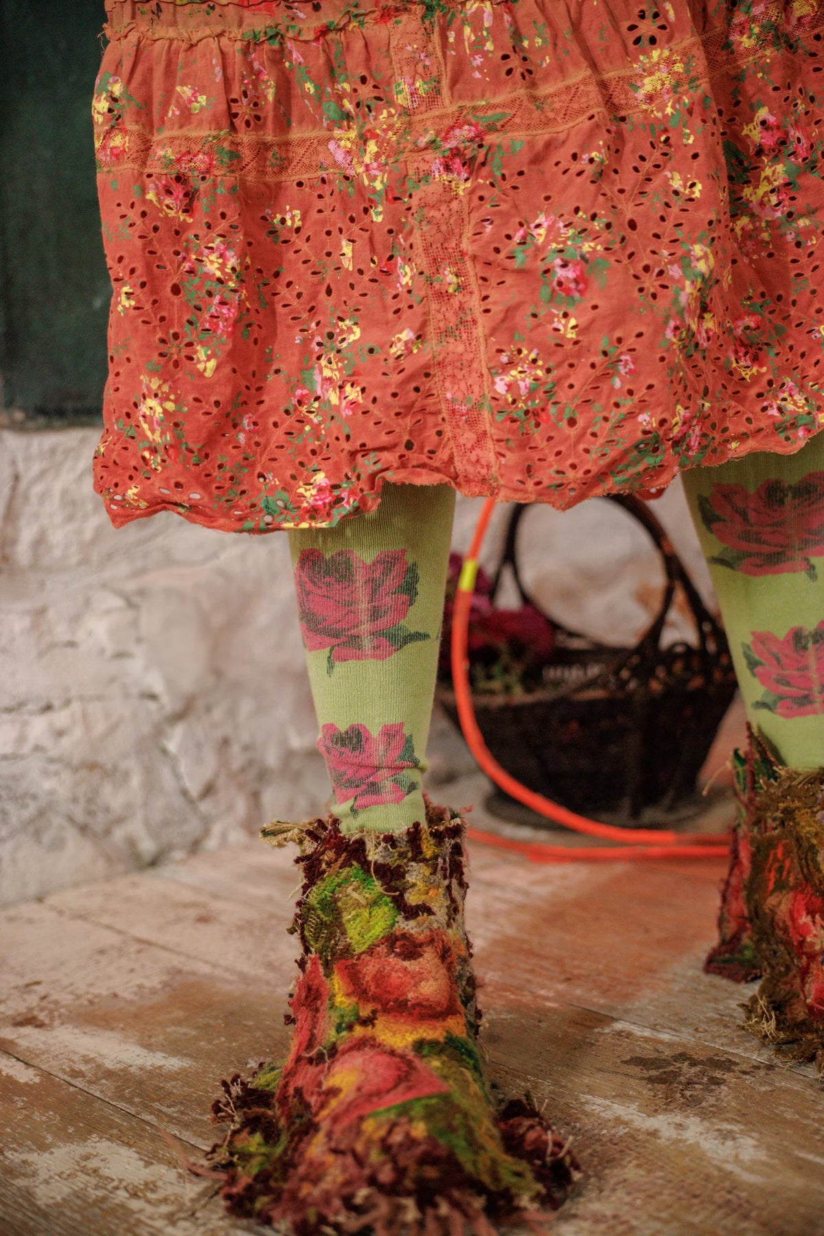 Kleid mit Blumenmuster und Ösen Calla Orange Mohn 