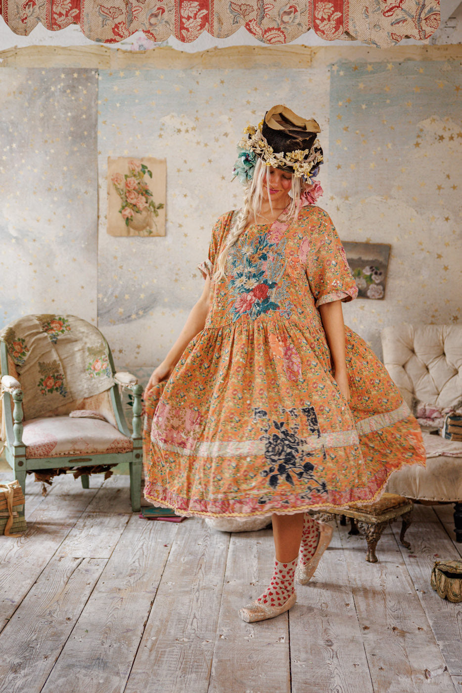Floral Appliqué Taigi Dress Floral Appliqué Taigi Dress