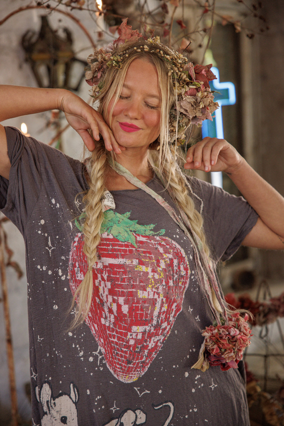 Discotheque Fraises Tee Dress – Magnolia Pearl Clothing