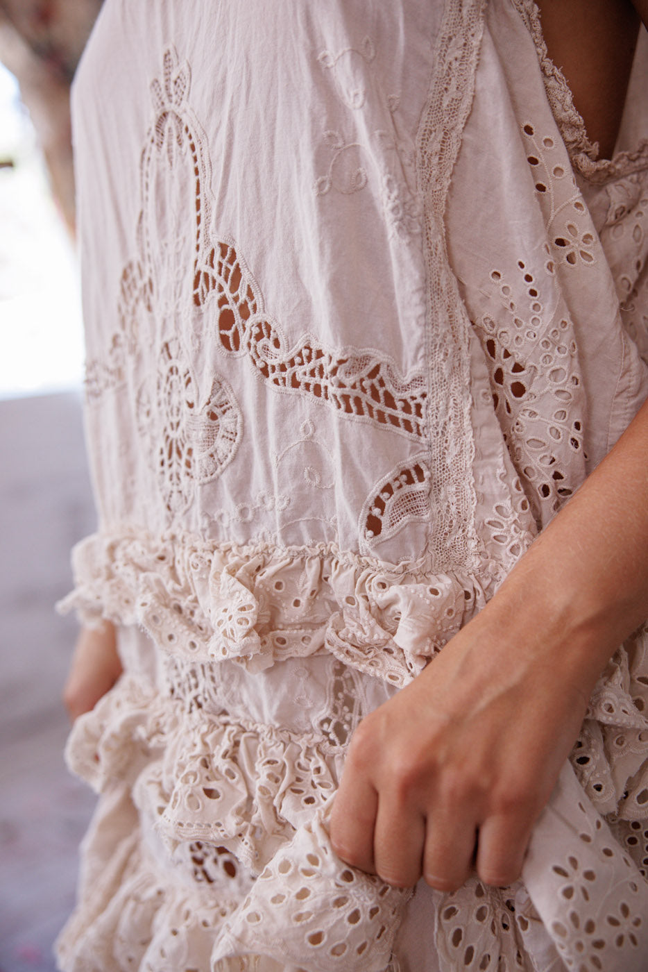 デラナアイレットキャミドレスムーンライト 