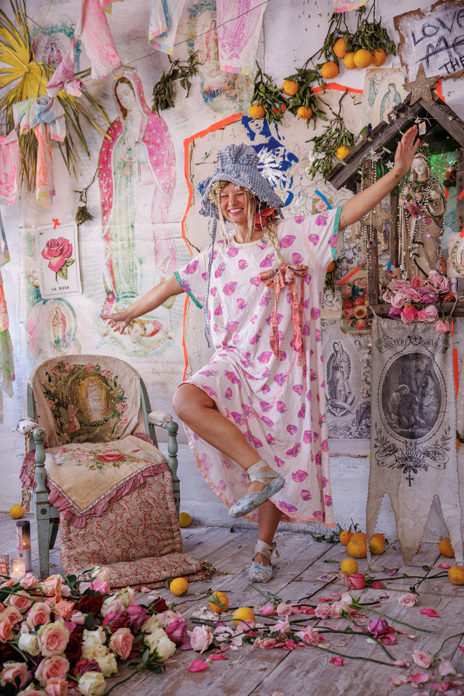 Truskawkowa sukienka T Neon Drip Berry 