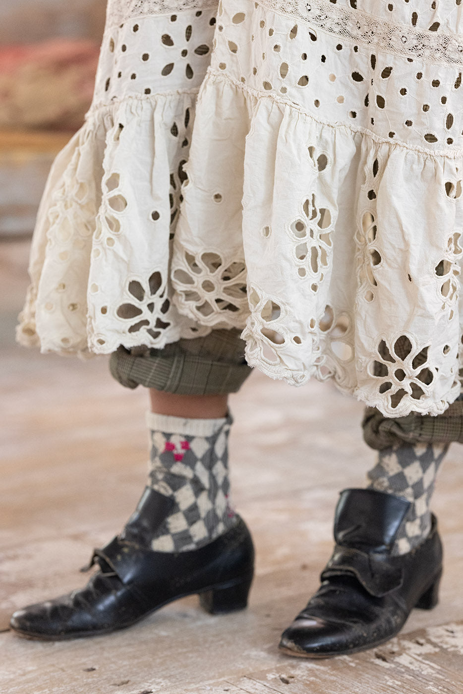 Robe Eyelet Haru 