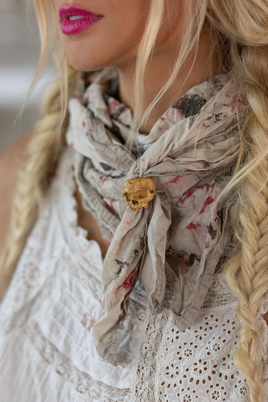 Sandalwood Skull Scarf Slide