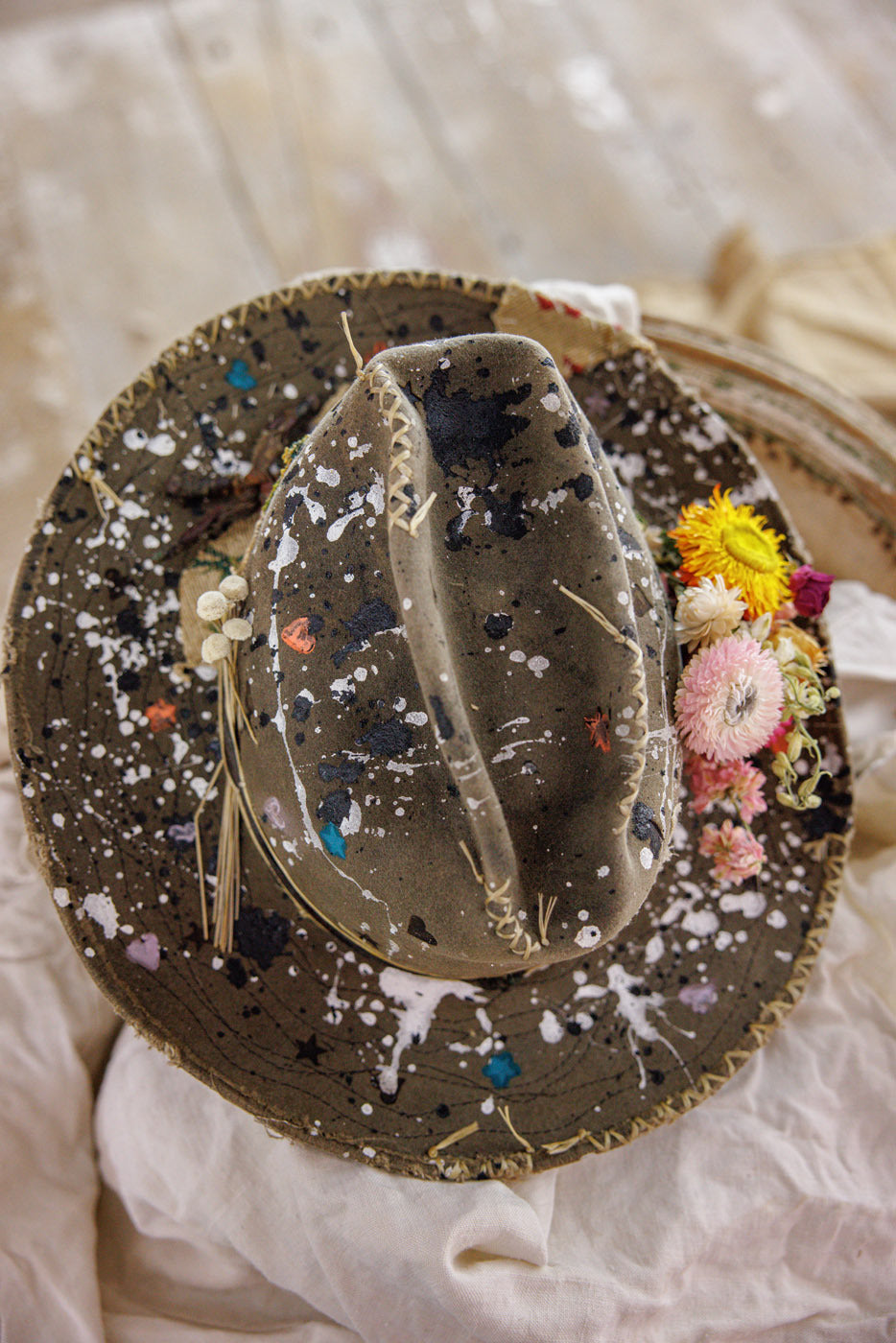 Artist Mariposa Crushed Fedora None Magnolia Pearl