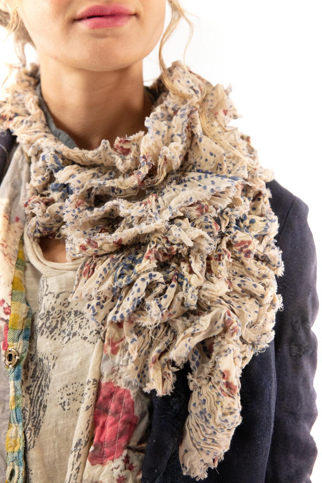 Movina Rostami Impression en bloc Volant Movina Jabot - Magnolia Pearl Clothing