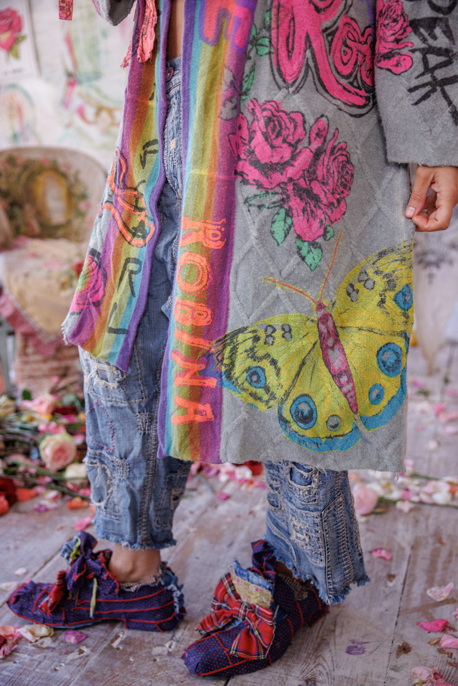 Кимоно с кабелен плетен графичен дизайн в цвят гълъбово пепел 