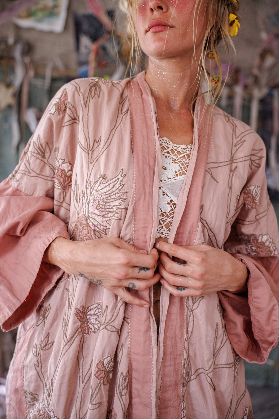Embroidered Lilikoi Kimono – Magnolia Pearl Clothing