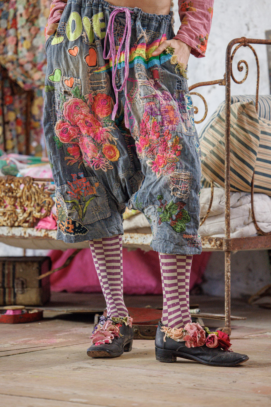 Embroidered Art Graphic Frankie Denims Magnolia Pearl Clothing