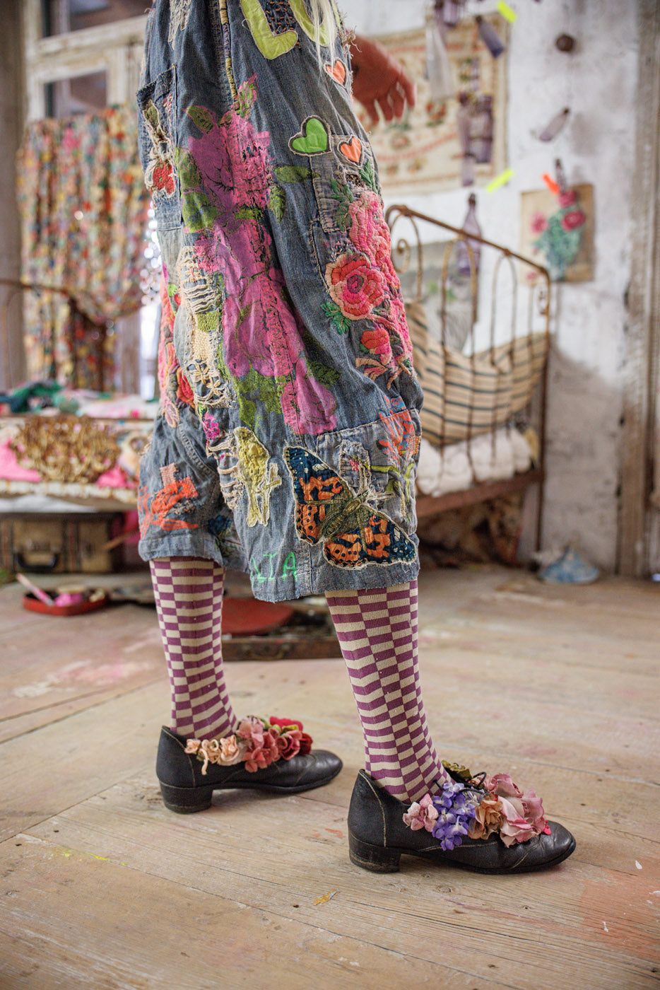 Embroidered Art Graphic Frankie Denims Magnolia Pearl Clothing