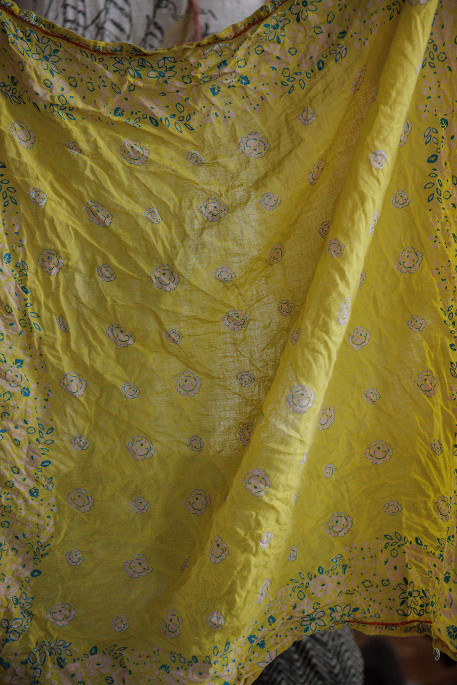 MP Floral Tassel Scarf