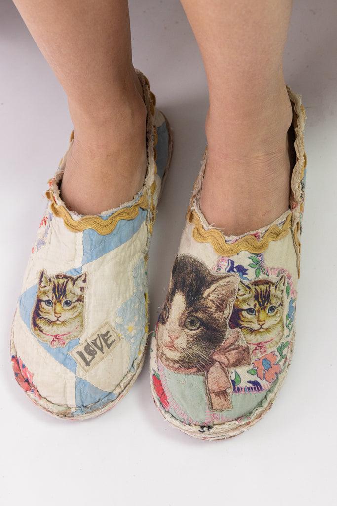 OOAK Kitty Quilt Shoes - Magnolia Pearl Clothing
