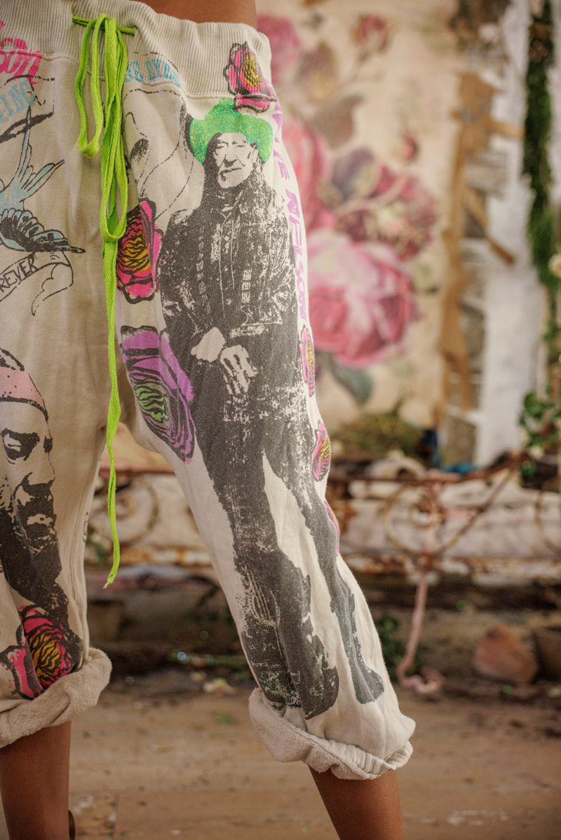 Willie Nelson Cali Sweat Shorts Clair de Lune  - Image 4