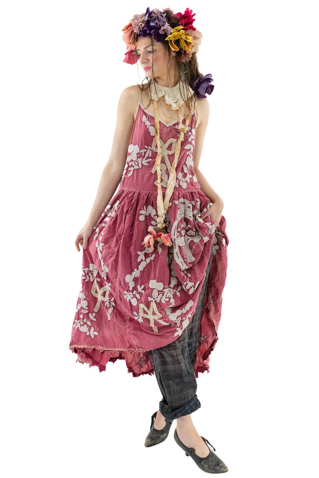 Floral Appliqué Oeuvre Slip – Magnolia Pearl Clothing Floral Appliqué Oeuvre Slip – Magnolia Pearl Clothing