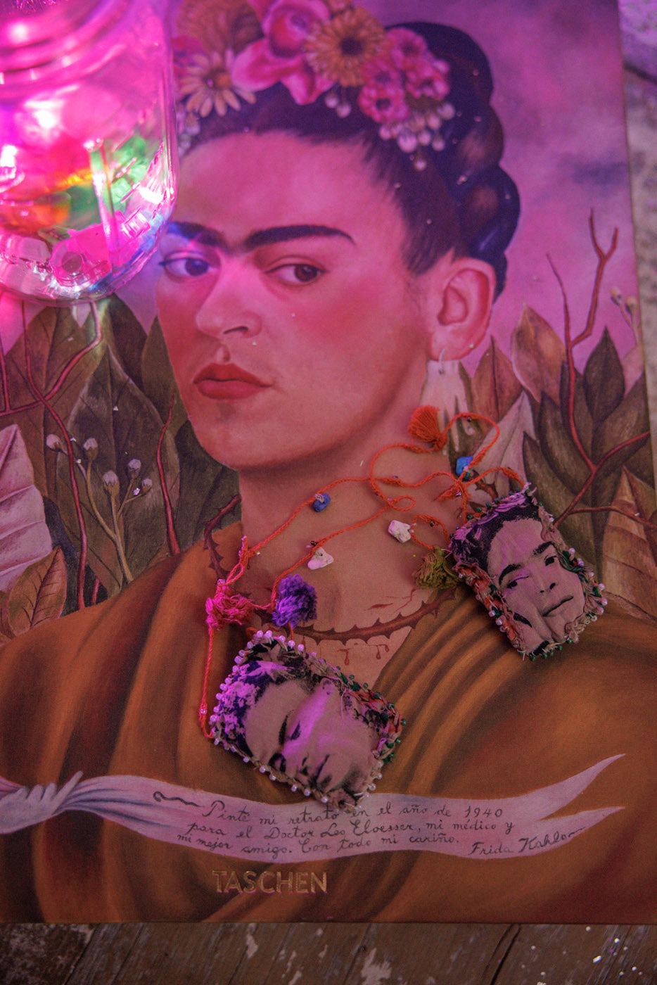 Visages de Frida Scapulaire 