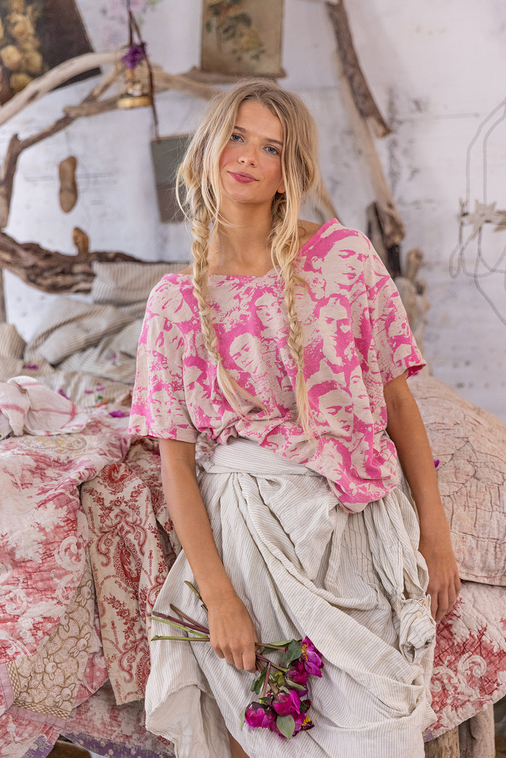 Mural Frida Europa Tee – Magnolia Pearl Clothing