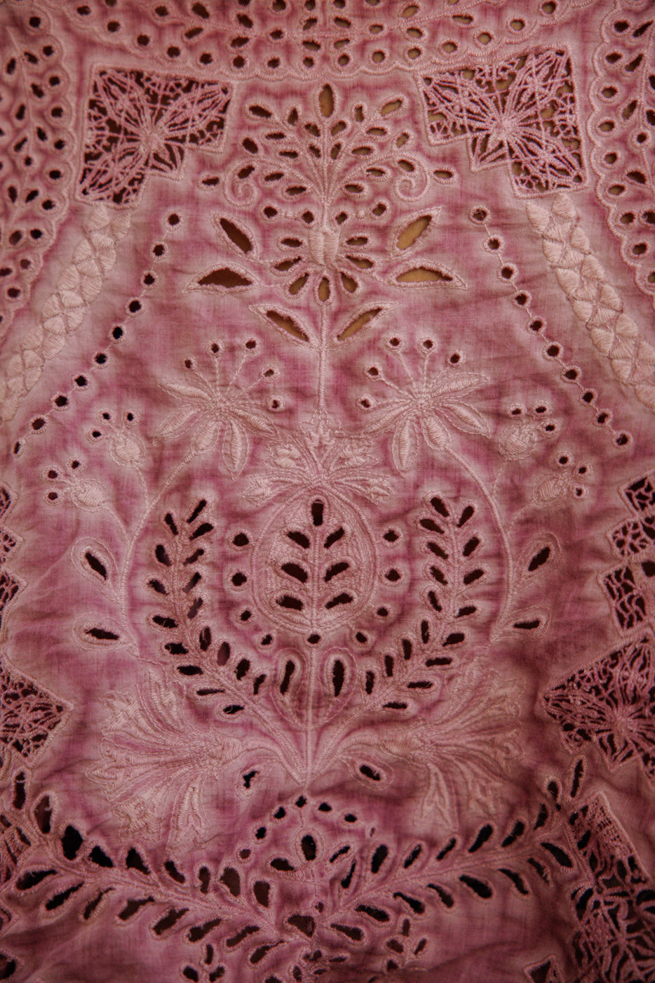 חולצת Eyelet Adelise 