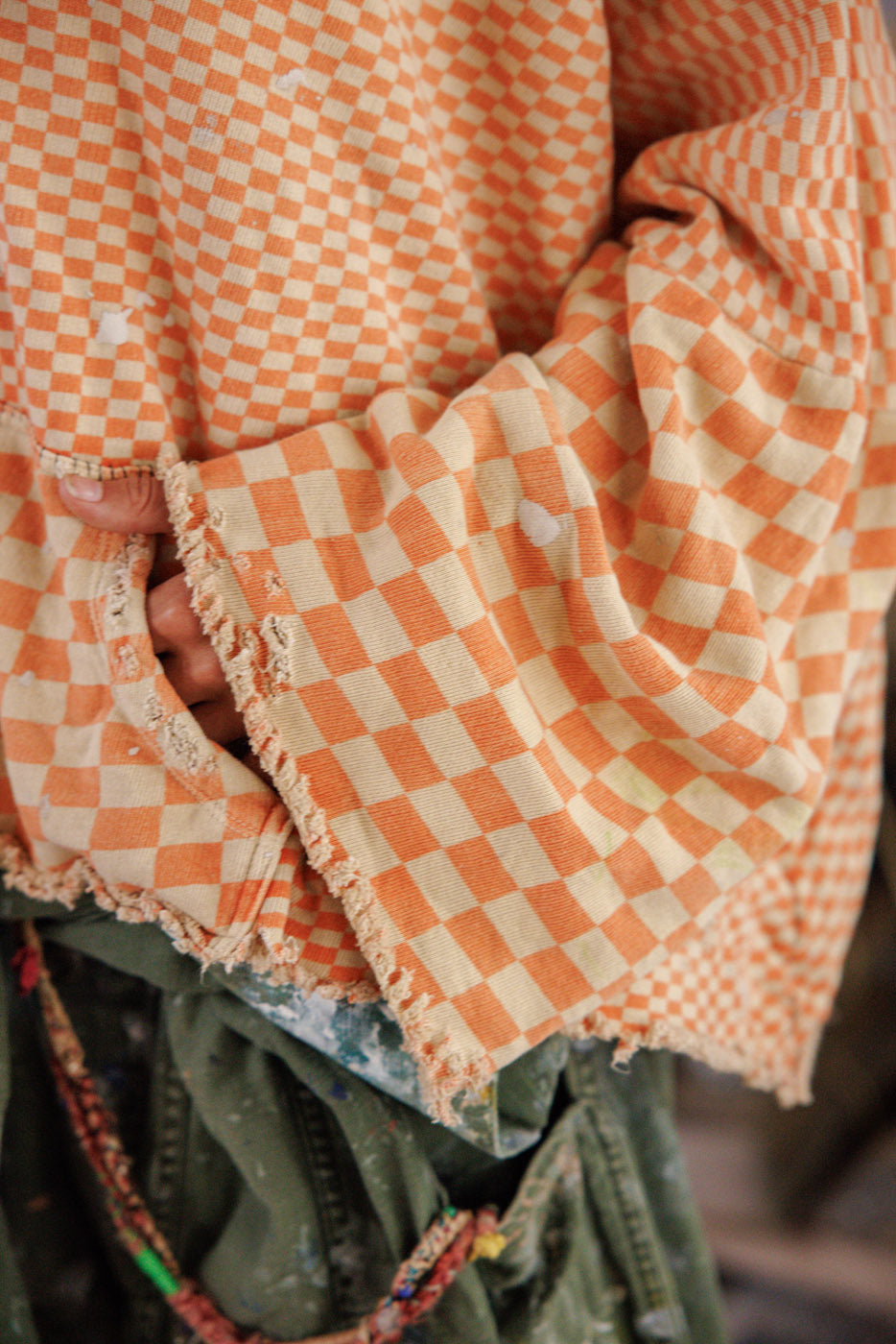 Überprüfen Sie den Raji Hoodie 