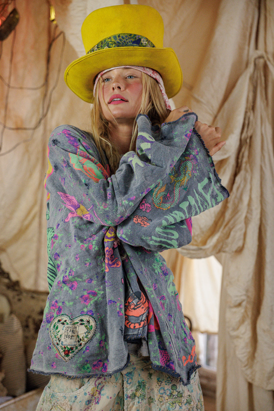 Sudadera con capucha Graphics Raji 