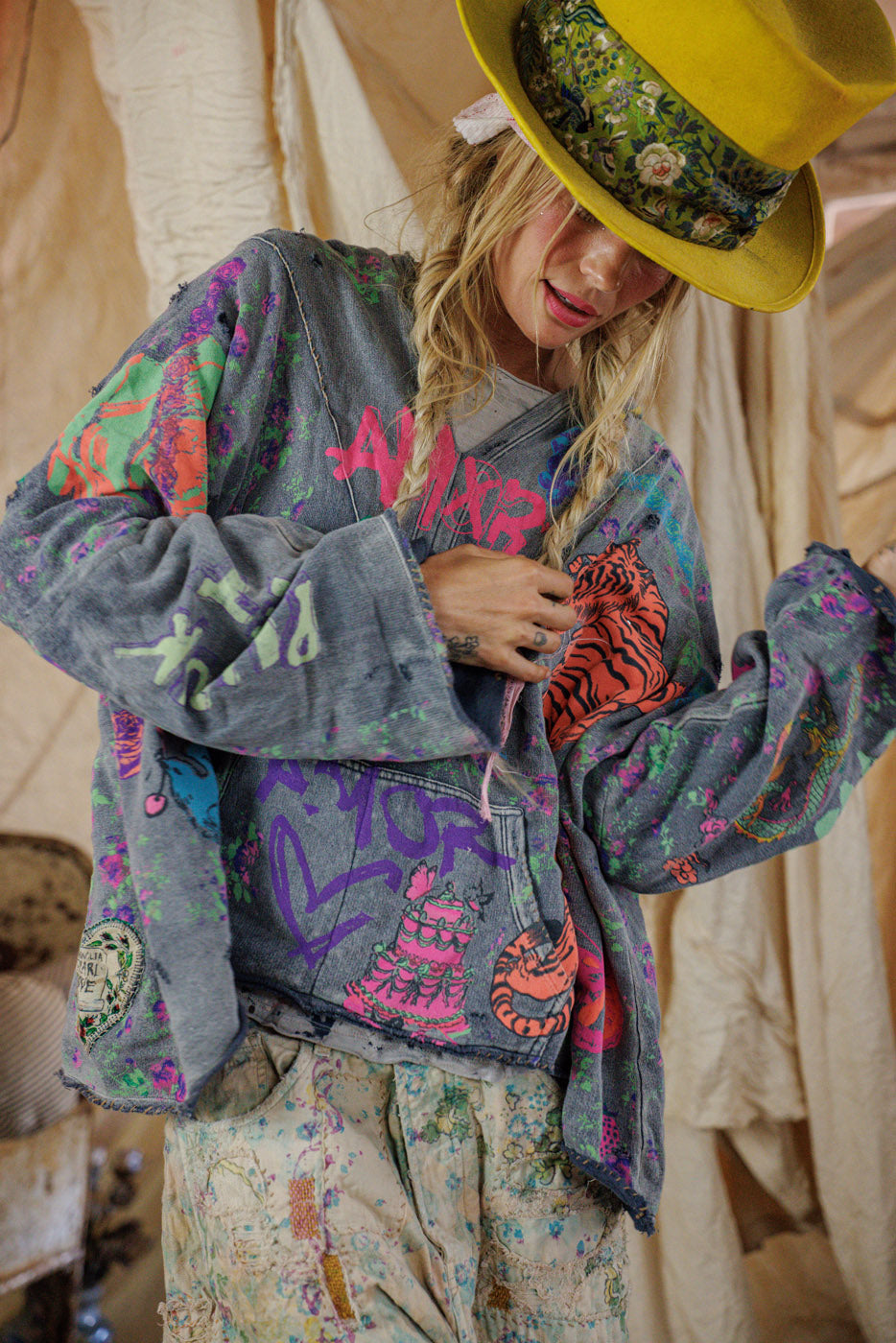 Sudadera con capucha Graphics Raji 