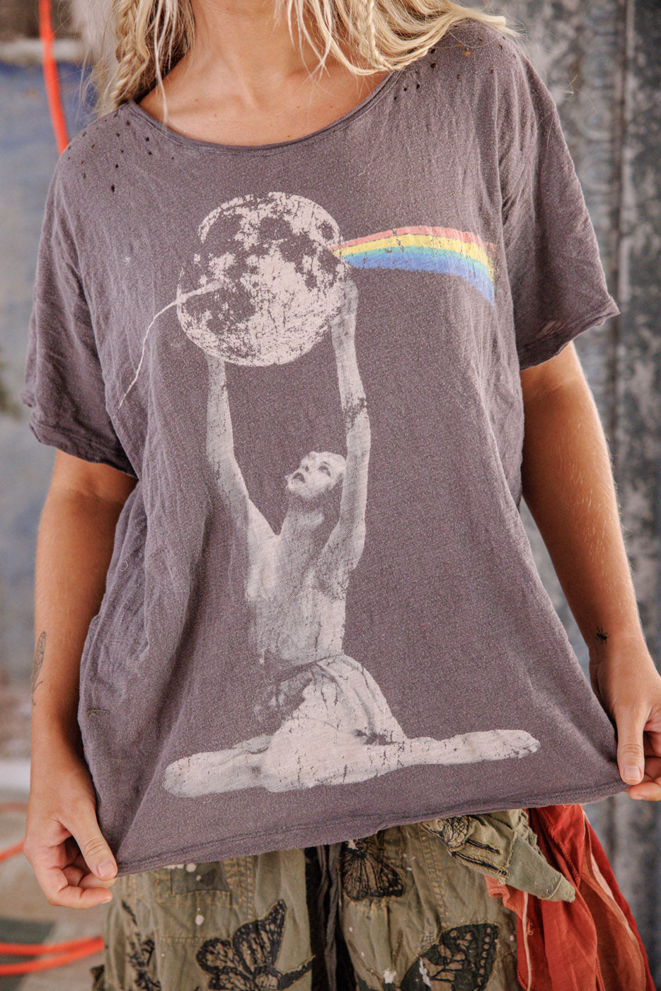 Moon Prism T Magnolia Pearl Clothing