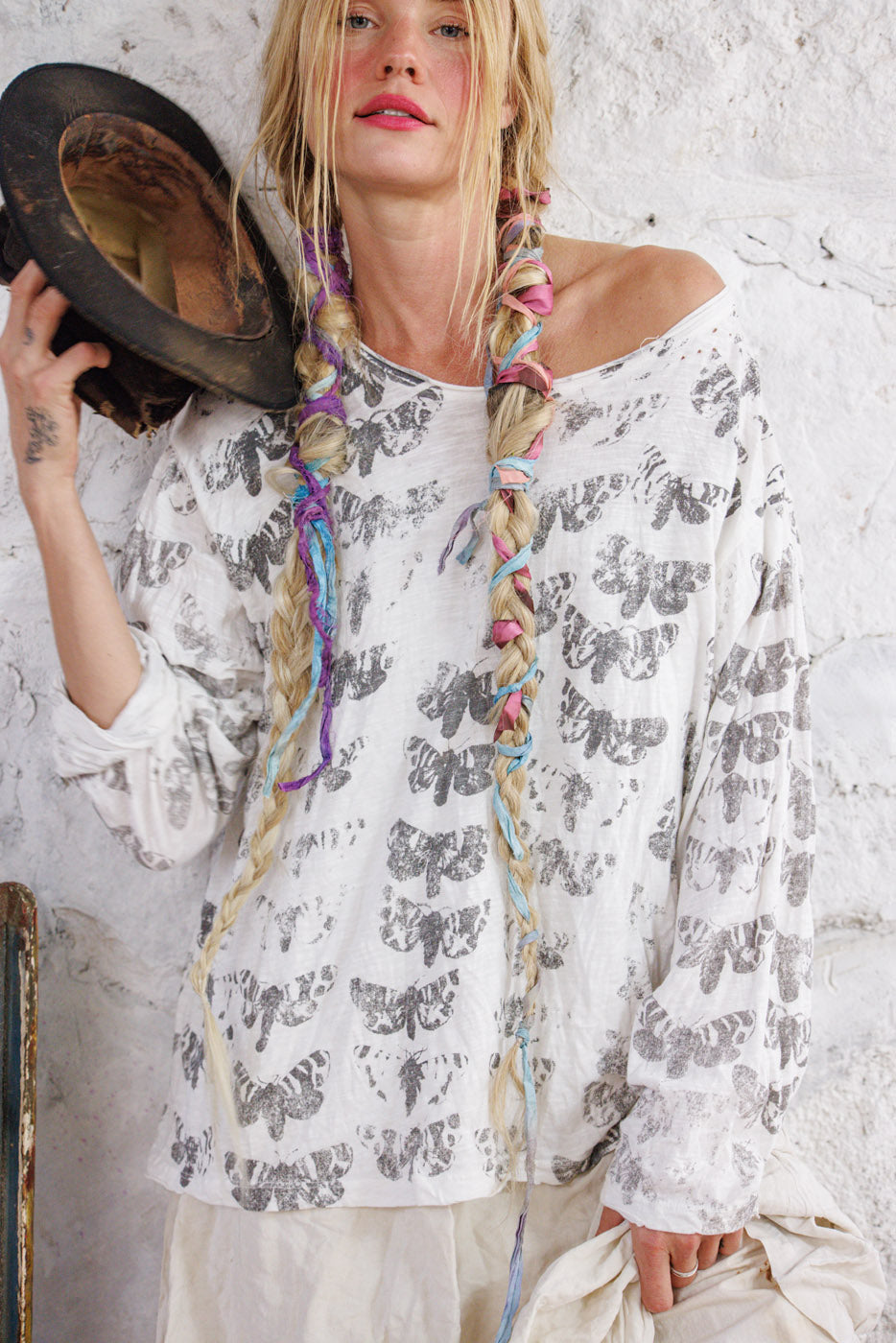 Moth Viggo Tee – Magnolia Pearl Clothing