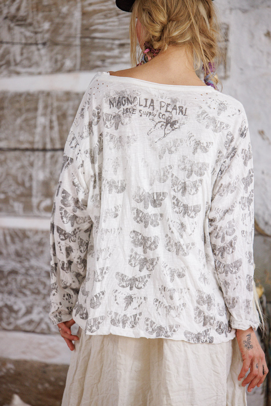 Moth Viggo T Magnolia Pearl Clothing