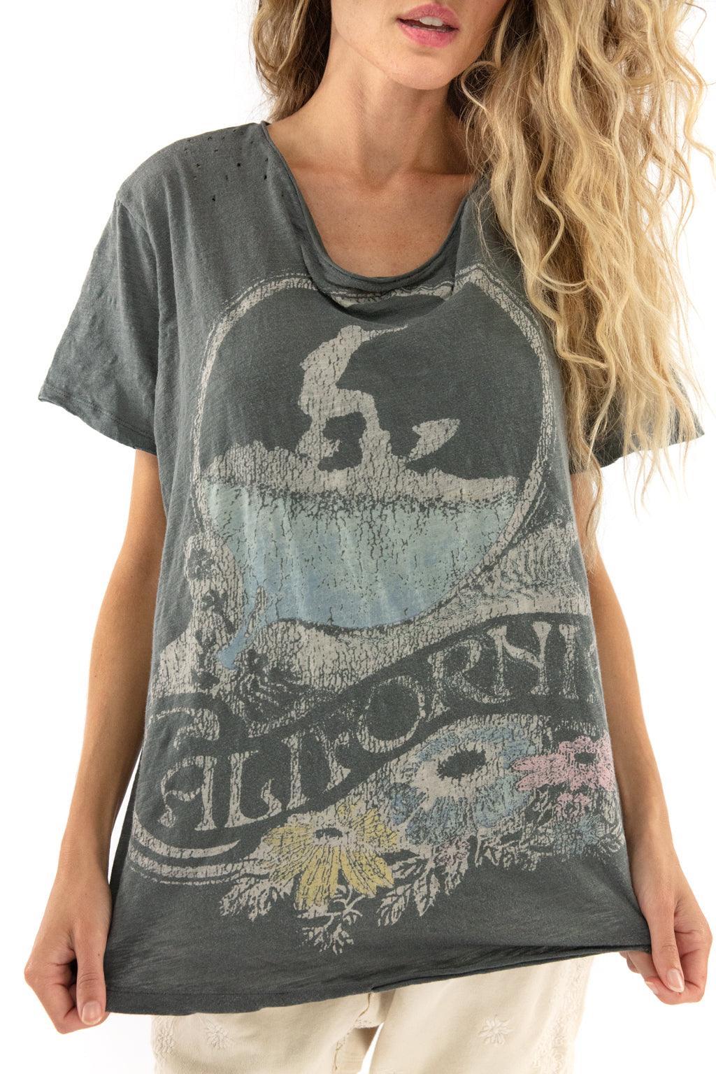Cali Surf&#39;s Up T - Magnolia Pearl Clothing