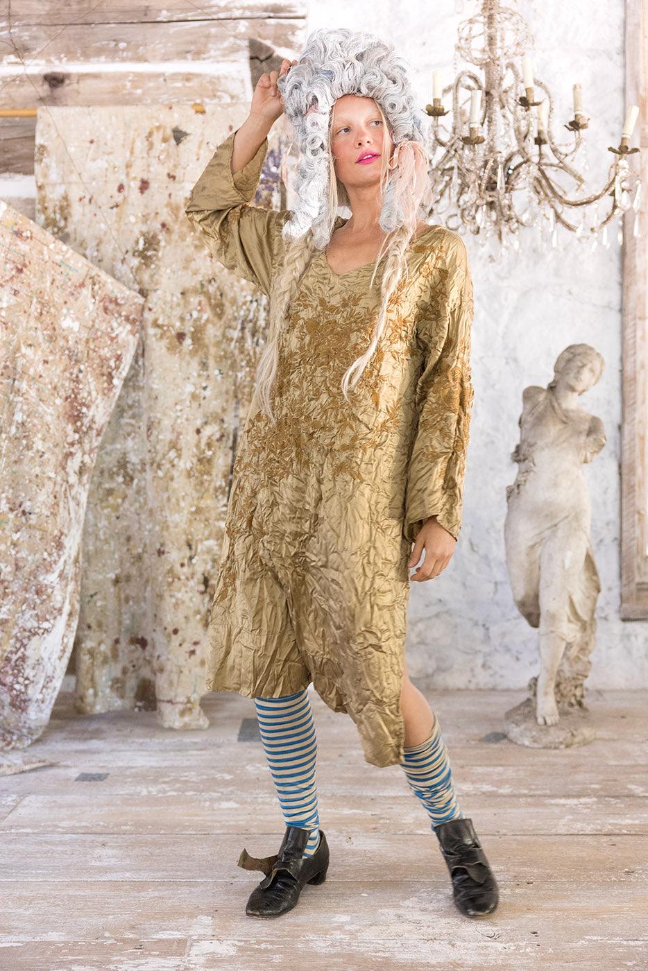Parnassus Tunic 981 by Magnolia Pearl by 75 Degrees and Fuzzy Parnassus Tunic 981 by Magnolia Pearl by 75 Degrees and Fuzzy