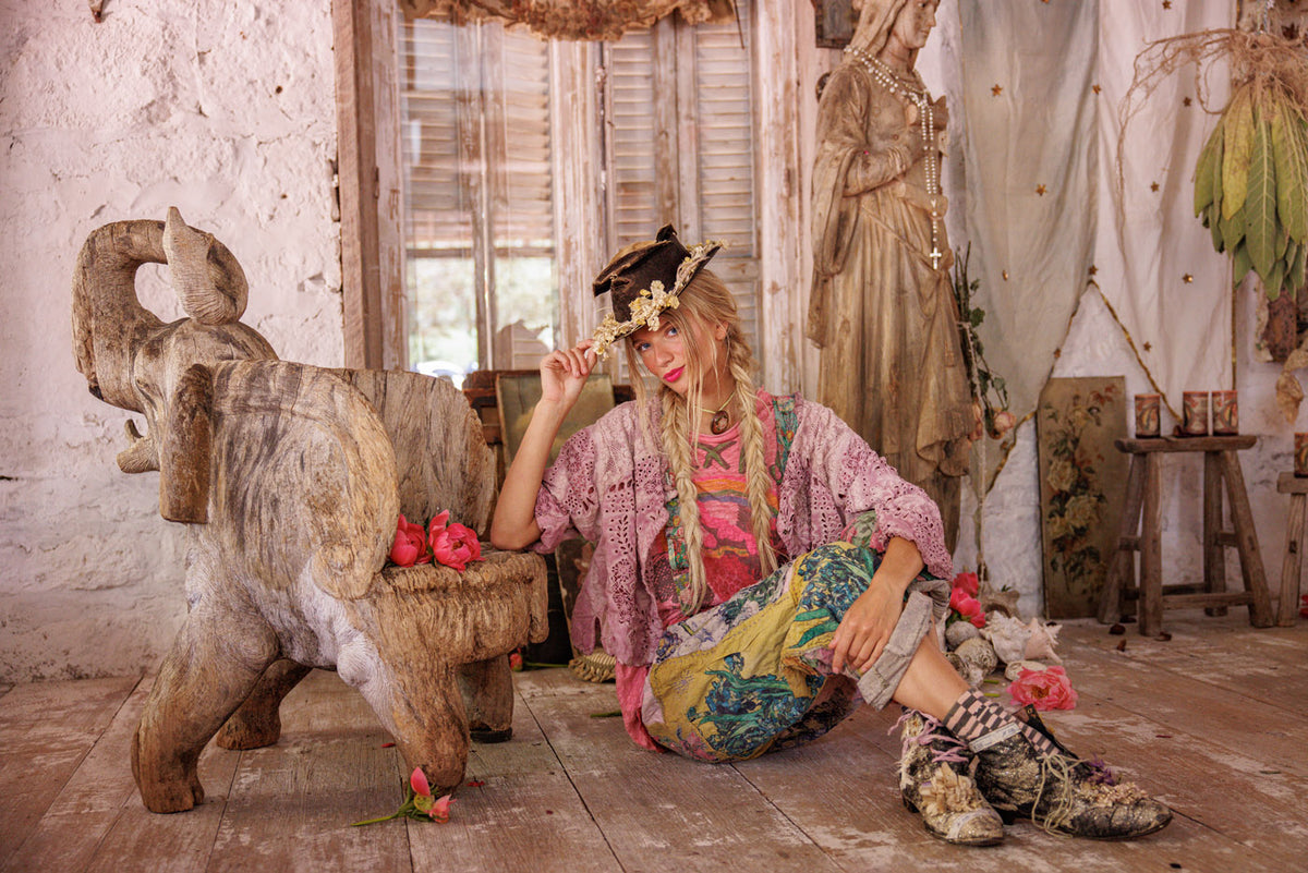 חולצת Eyelet Adelise 