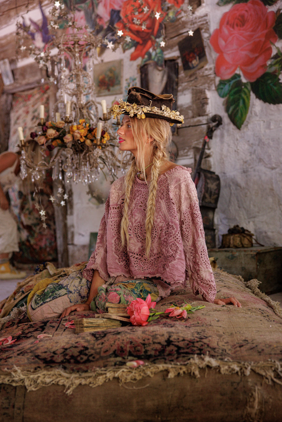 חולצת Eyelet Adelise 