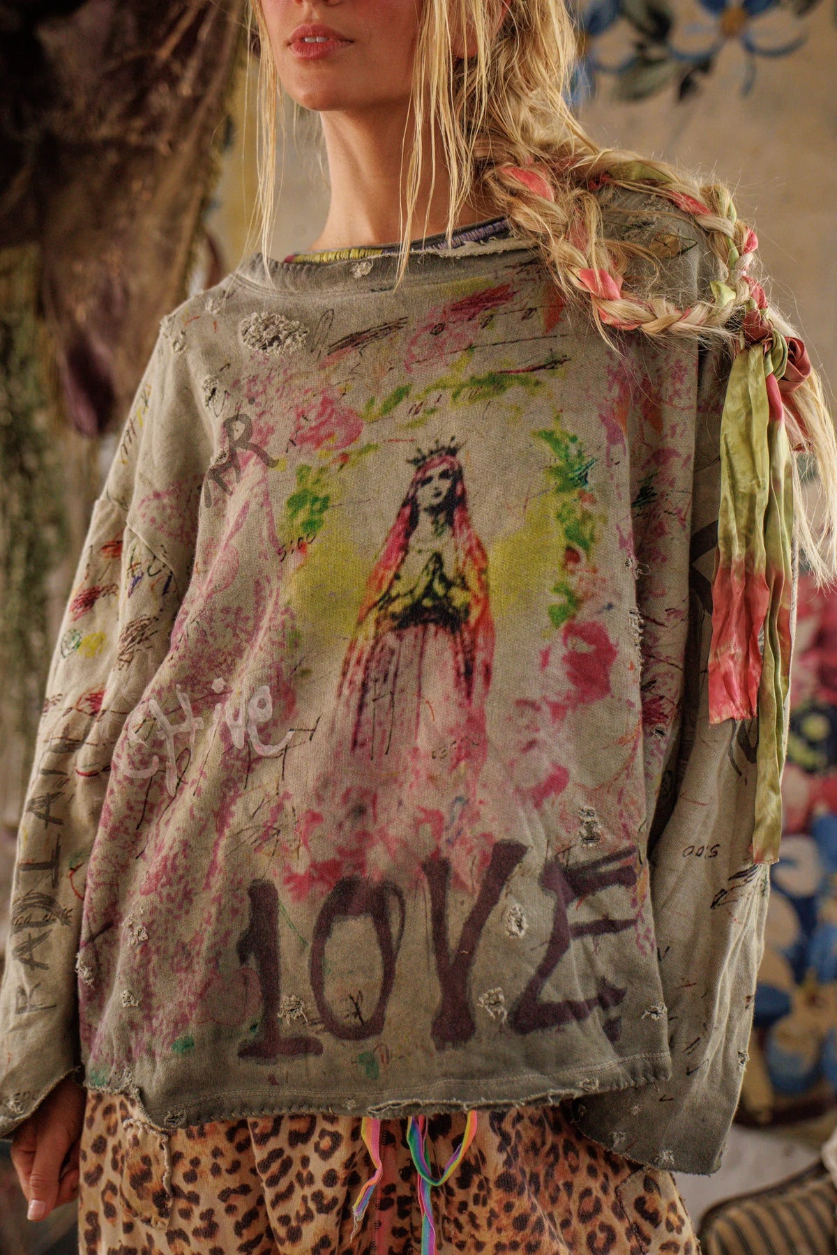 Stella Marais Radiate Love Hermosa Sweatshirt