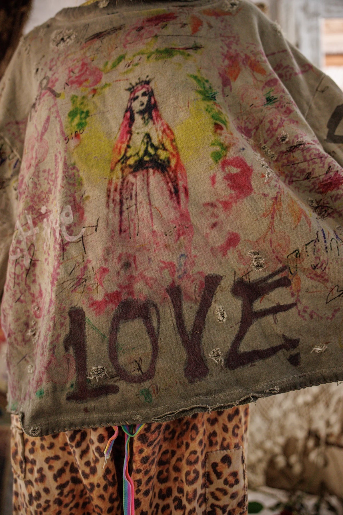 Stella Marais Radiate Love Hermosa Sweatshirt