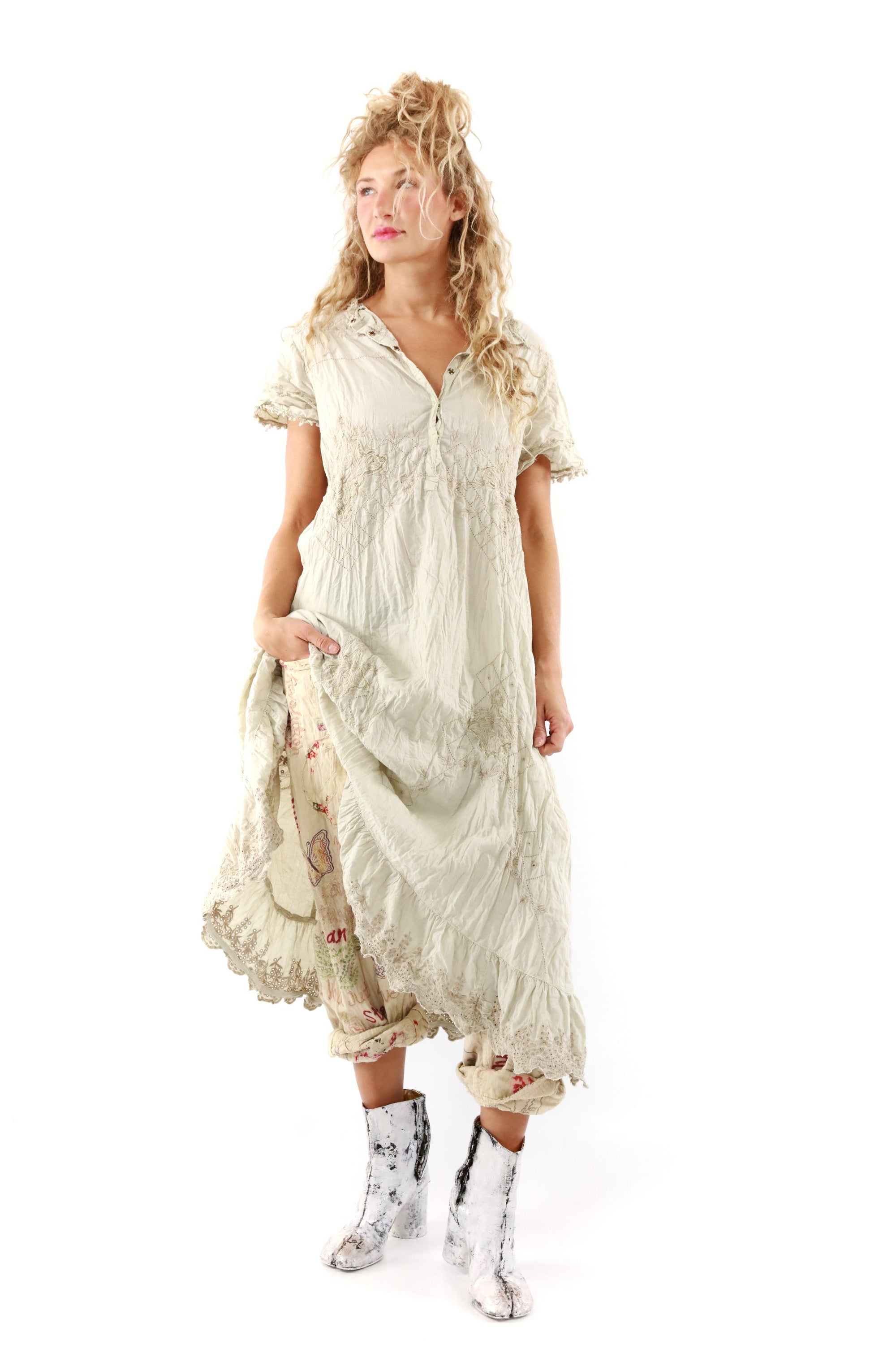Anna Grace Embroidered Dress - Magnolia Pearl Clothing